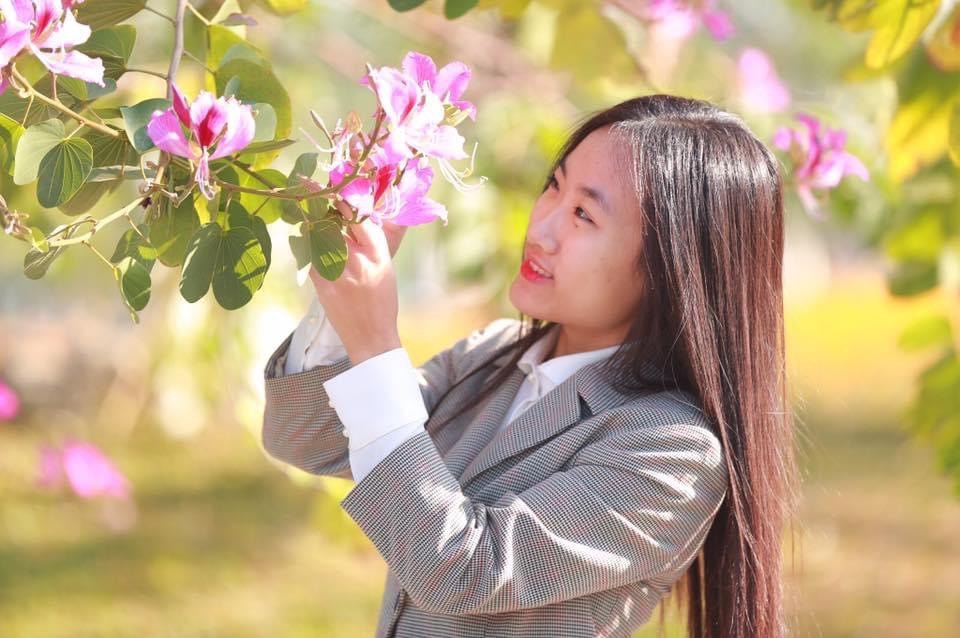 Nữ giáo viên trẻ ở Tuyên Quang tình nguyện viết đơn xin nhập ngũ -0