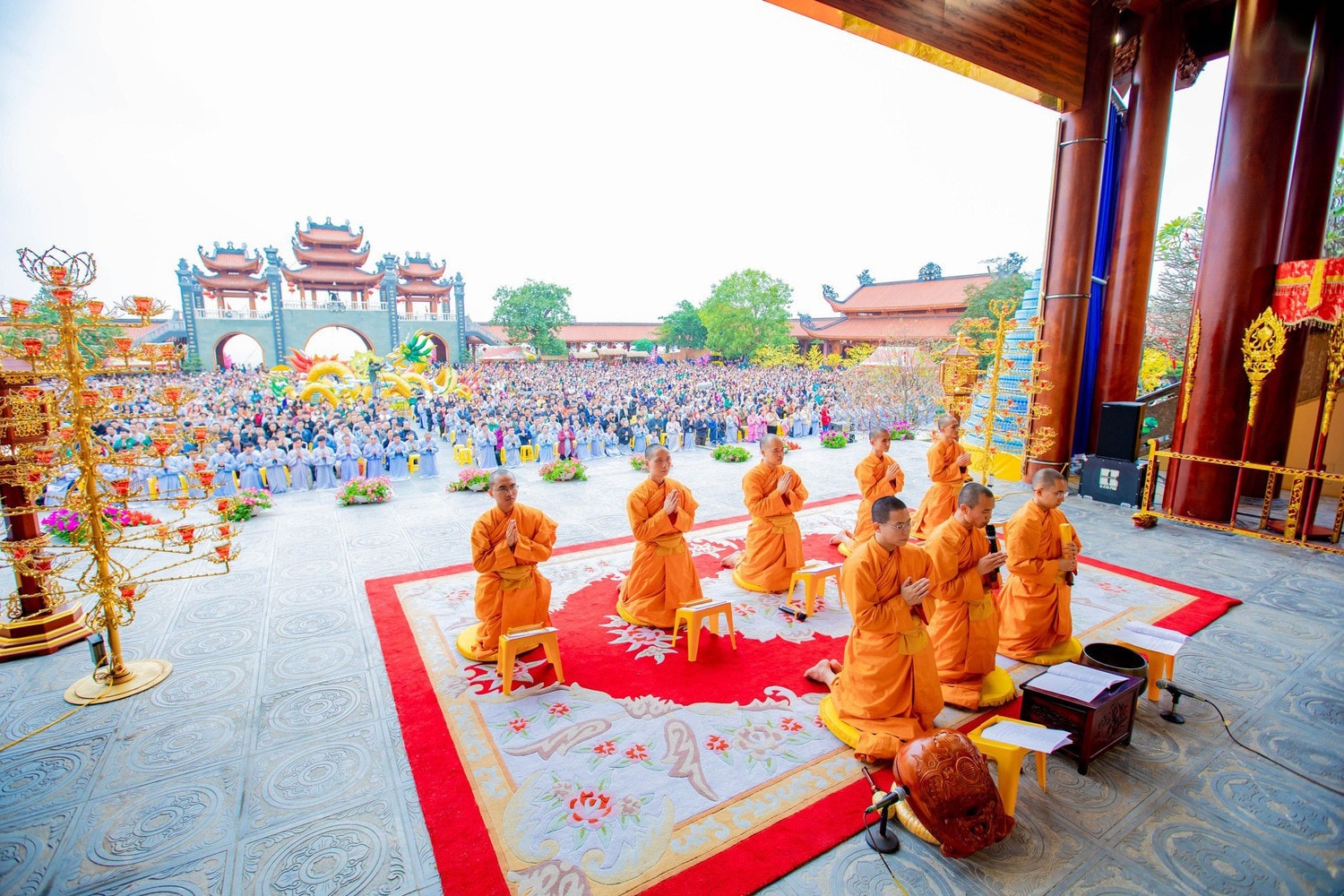 Trang nghiêm, trật tự, an vui đúng truyền thống Phật giáo -0
