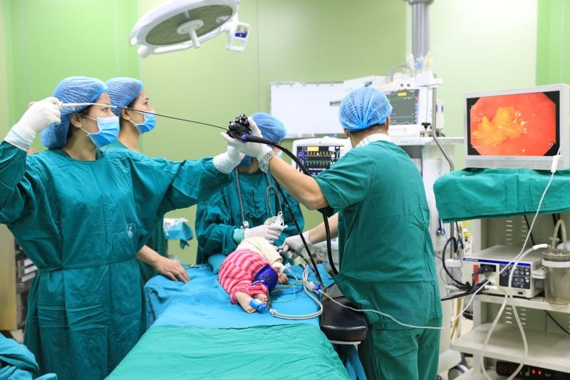 Liên tiếp nhiều ca hóc dị vật nguy hiểm -0