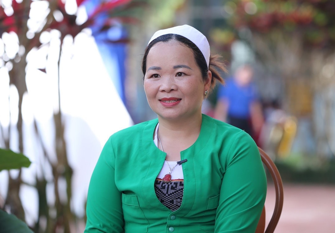 Cô giáo Quách Thị Bích Nụ: Hành trình 18 năm vững tay chèo vượt sông Đà đưa học trò đến lớp -0