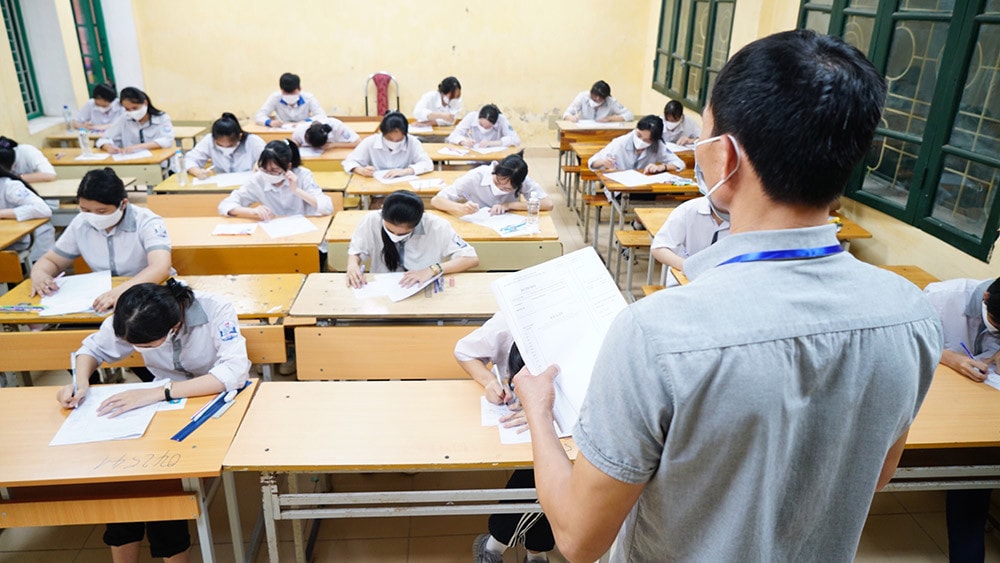Bộ Giáo dục và Đào tạo cảnh báo vi phạm quy định tuyển sinh vào lớp 10 -0