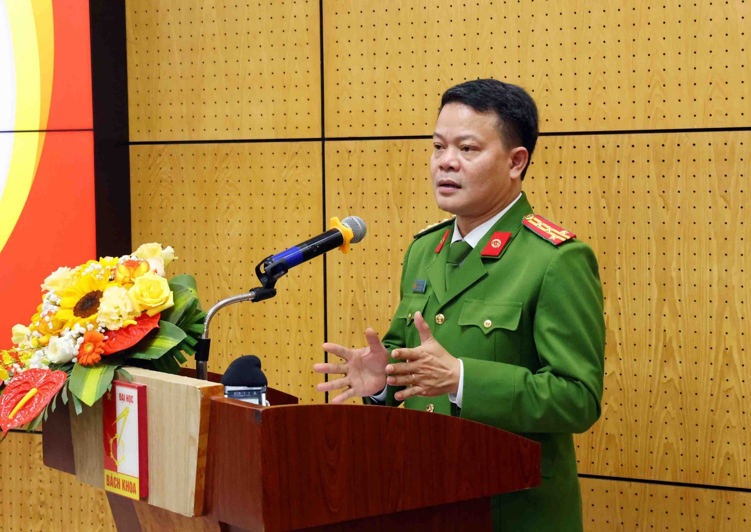 Bộ Công an và Đại học Bách Khoa phối hợp đào tạo cán bộ chuyên sâu ngành công nghệ thông tin -0