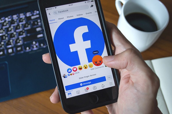 Có được sử dụng tên cơ quan lập tài khoản facebook? -0