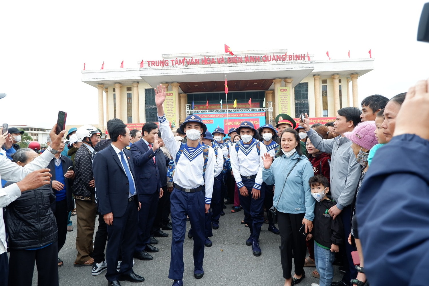Quảng Bình: Tổ chức trang trọng lễ giao nhận quân năm 2024 -0