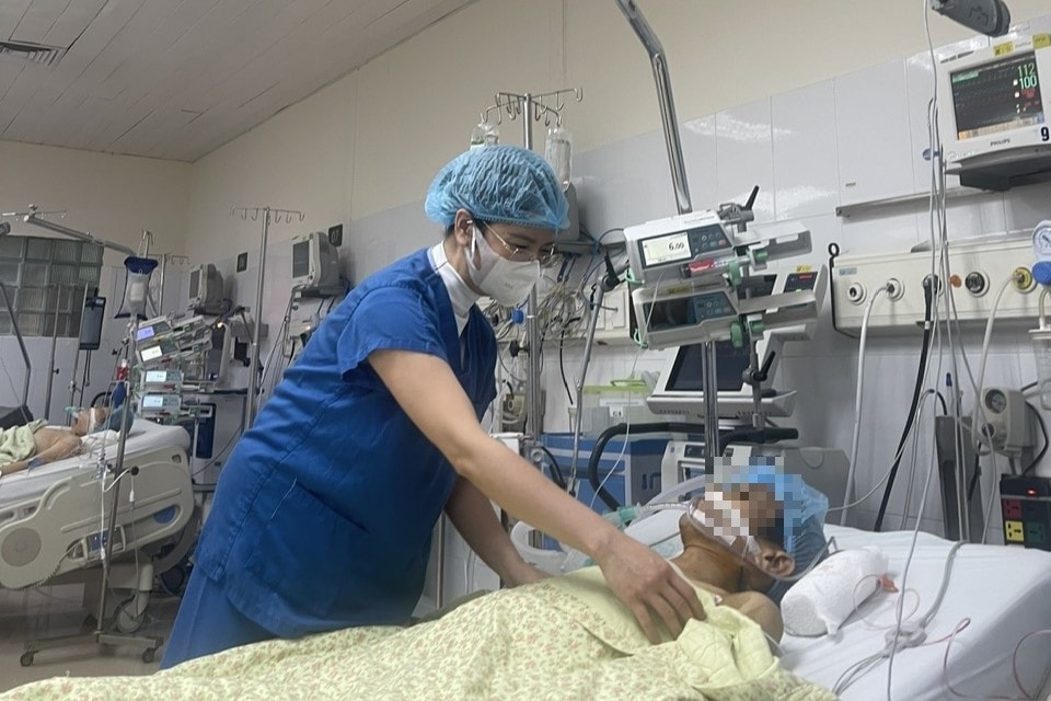 Nữ điều dưỡng khóa đầu tiên Trường ĐH Y Hà Nội: “Chăm sóc bệnh nhân khiến tôi thấy cuộc sống có ý nghĩa” -0