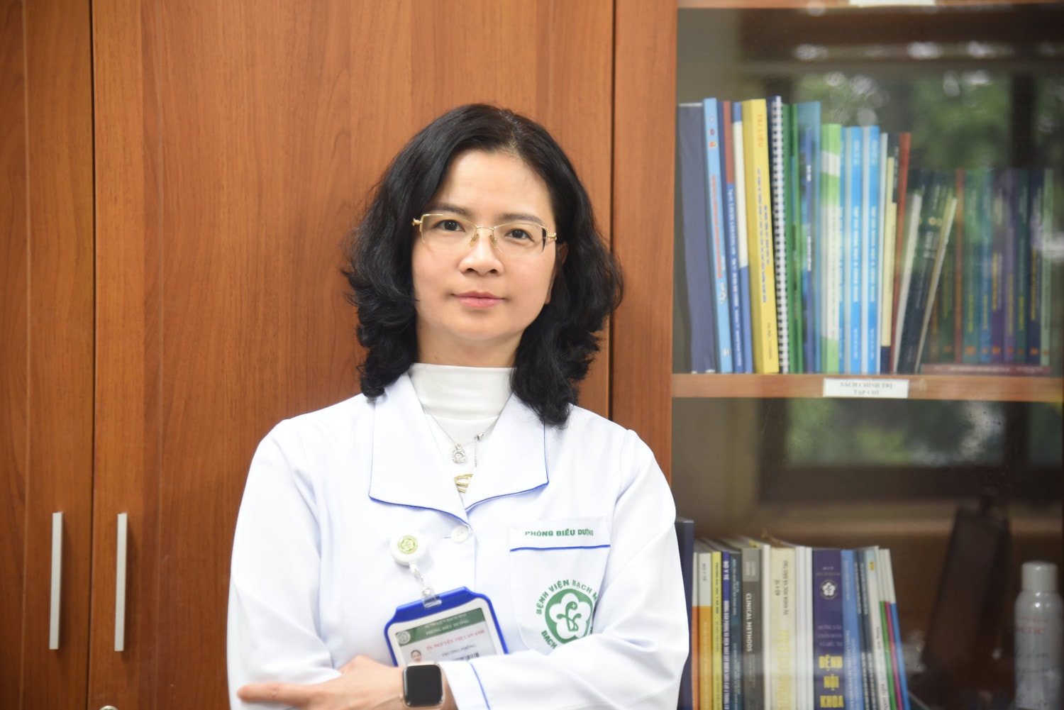 Nữ điều dưỡng khóa đầu tiên Trường ĐH Y Hà Nội: “Chăm sóc bệnh nhân khiến tôi thấy cuộc sống có ý nghĩa” -0