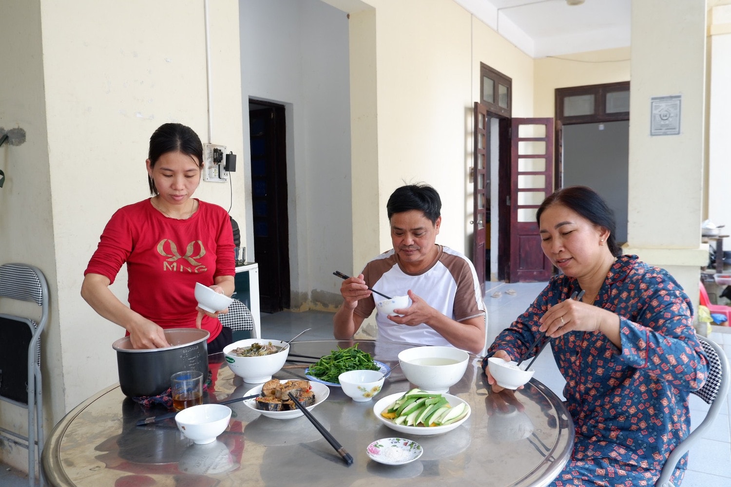 Chuyện bác sĩ vùng cao: Băng lũ đêm, vượt đèo sớm cứu người -0