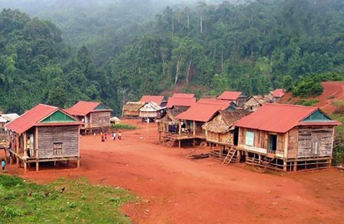 Chuyện bác sĩ vùng cao: Băng lũ đêm, vượt đèo sớm cứu người -0