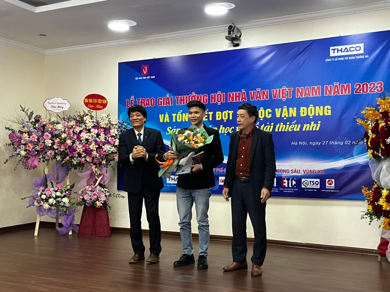 Sụt giảm số lượng tác phẩm của tác giả trẻ -0