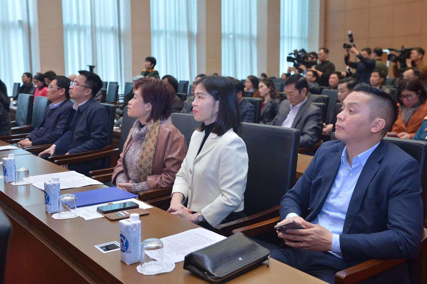Chủ tịch Quốc hội Vương Đình Huệ dự lễ phát động Cuộc vận động sáng tác ca khúc về Quốc hội và Hội đồng Nhân dân -0