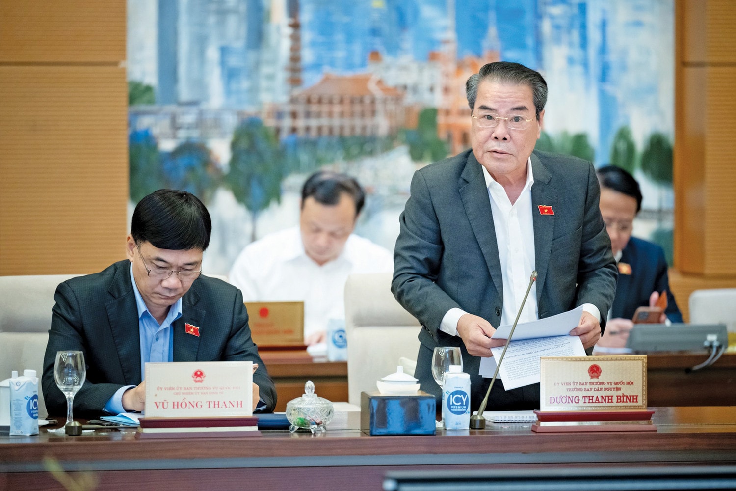 Trưởng Ban Dân nguyện Dương Thanh Bình phát biểu