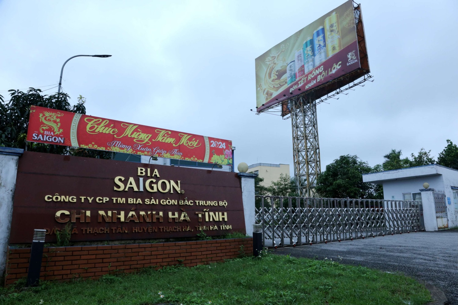 Công ty TNHH MTV Bia Sài Gòn – Hà Tĩnh bị xử phạt hơn 213 triệu đồng vì vi phạm về môi trường. Nhiều “ông lớn” ở Hà Tĩnh bị xử lý vì vi phạm môi trường -0