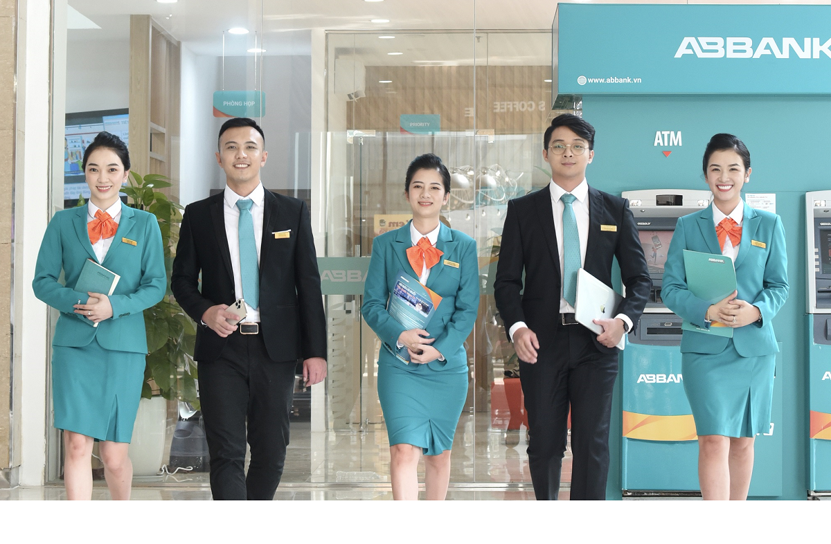 ABBANK được vinh danh “Top 10 Nhà Tuyển dụng yêu thích 2023” ngành Tài chính - nNân hàng - Chứng khoán -0