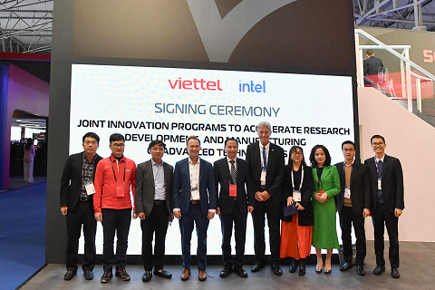 Viettel và Intel hợp tác trong lĩnh vực công nghệ cao và hạ tầng số -0