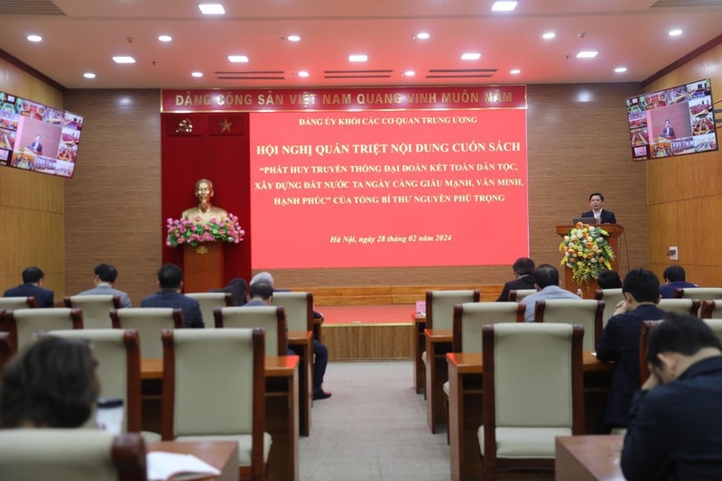 Tầm nhìn, trí tuệ sáng suốt, quan điểm chỉ đạo sâu sát, toàn diện của Tổng Bí thư -0