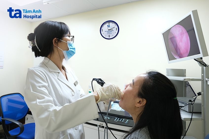 Gia tăng tỷ lệ người bệnh viêm đường hô hấp khi thay đổi thời tiết -0
