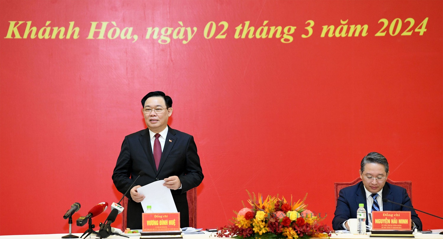 Chủ tịch Quốc hội Vương Đình Huệ làm việc với Ban Thường vụ Tỉnh ủy Khánh Hòa -0
