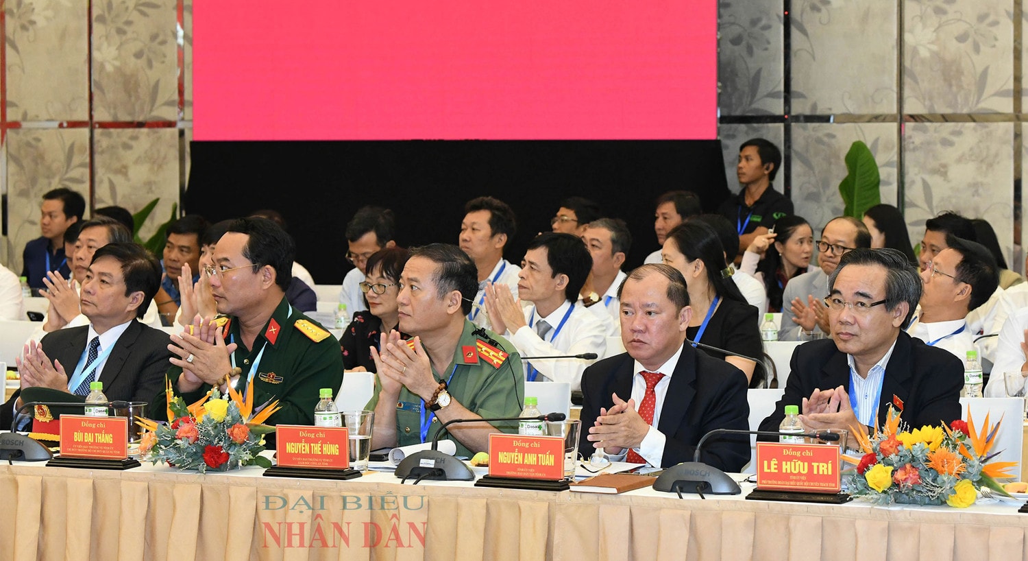 Chủ tịch Quốc hội Vương Đình Huệ làm việc với Ban Thường vụ Tỉnh ủy Khánh Hòa -0