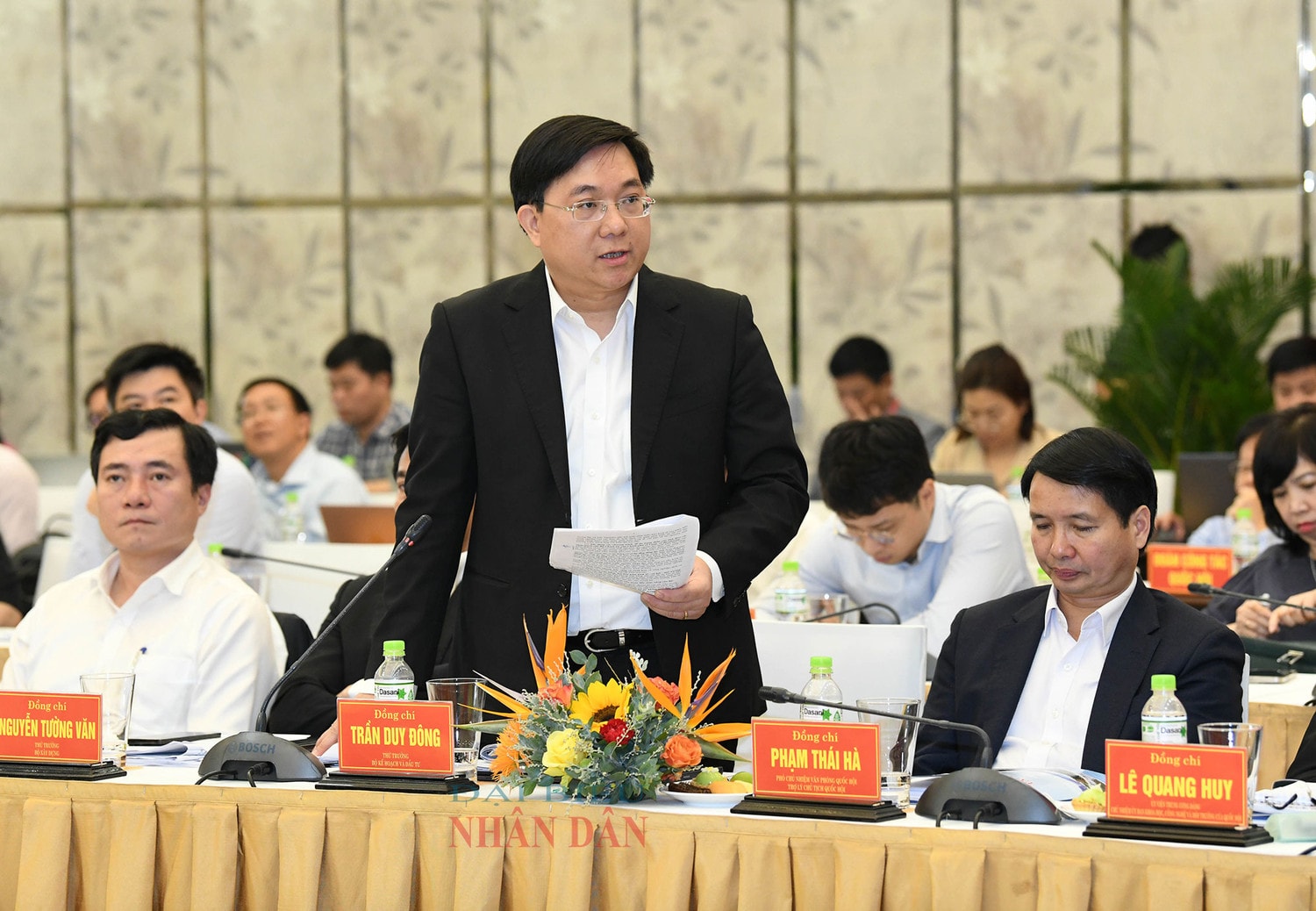 Chủ tịch Quốc hội Vương Đình Huệ làm việc với Ban Thường vụ Tỉnh ủy Khánh Hòa -0