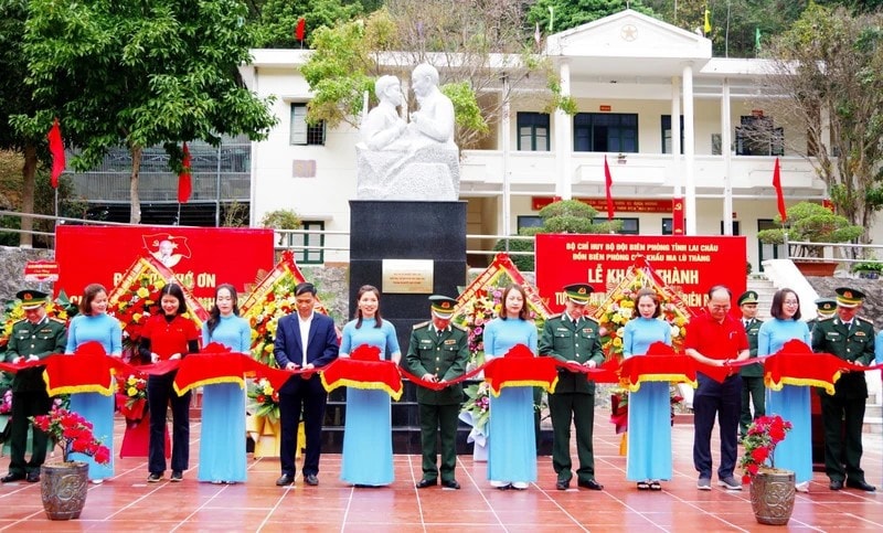 Khánh thành tượng đài '