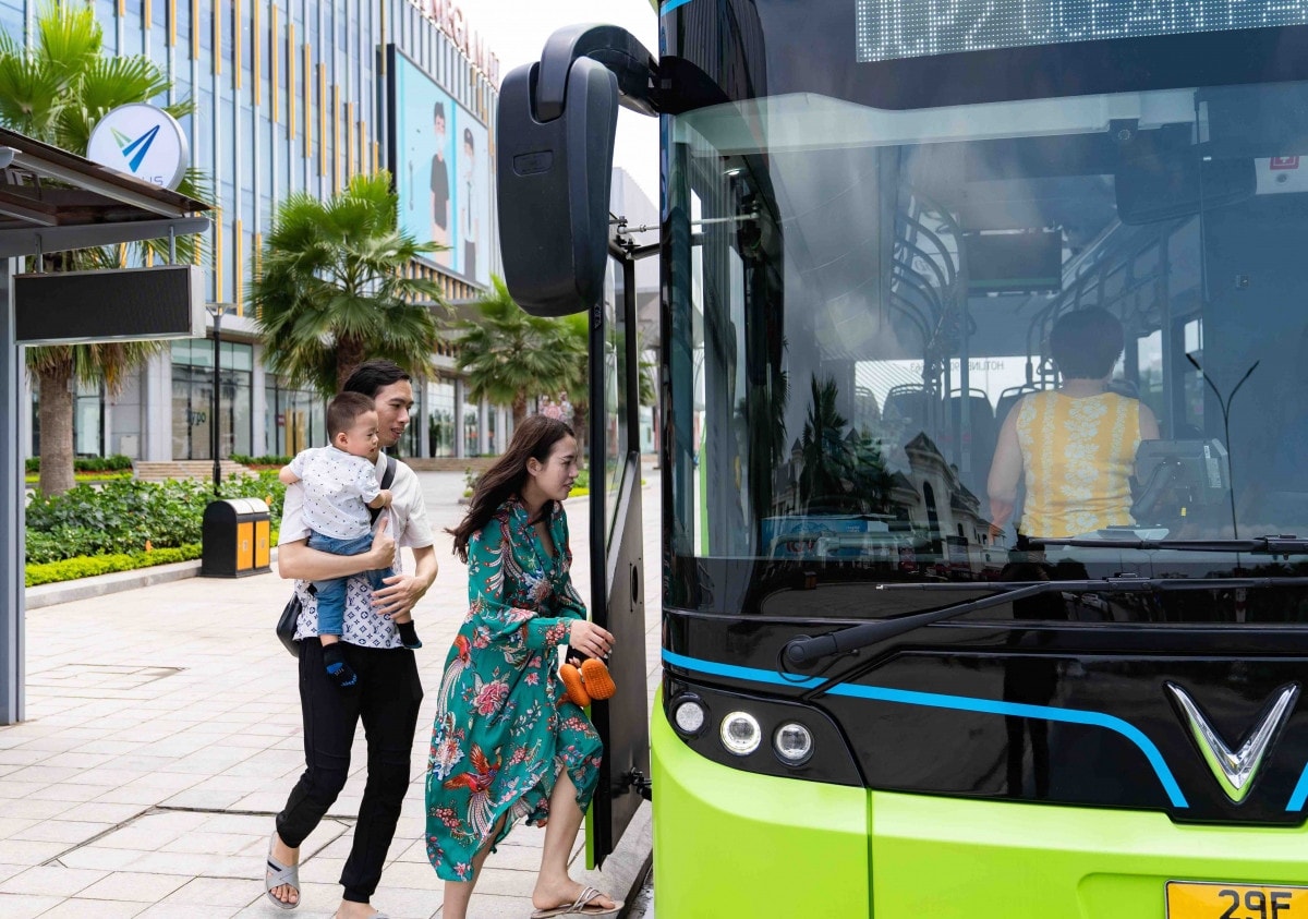Sau khi đạt tiêu chí 5 sao, xe buýt điện của Vinbus trúng gói thầu cung cấp dịch vụ xe buýt ở Hà Nội gần 2.000 tỷ đồng -0