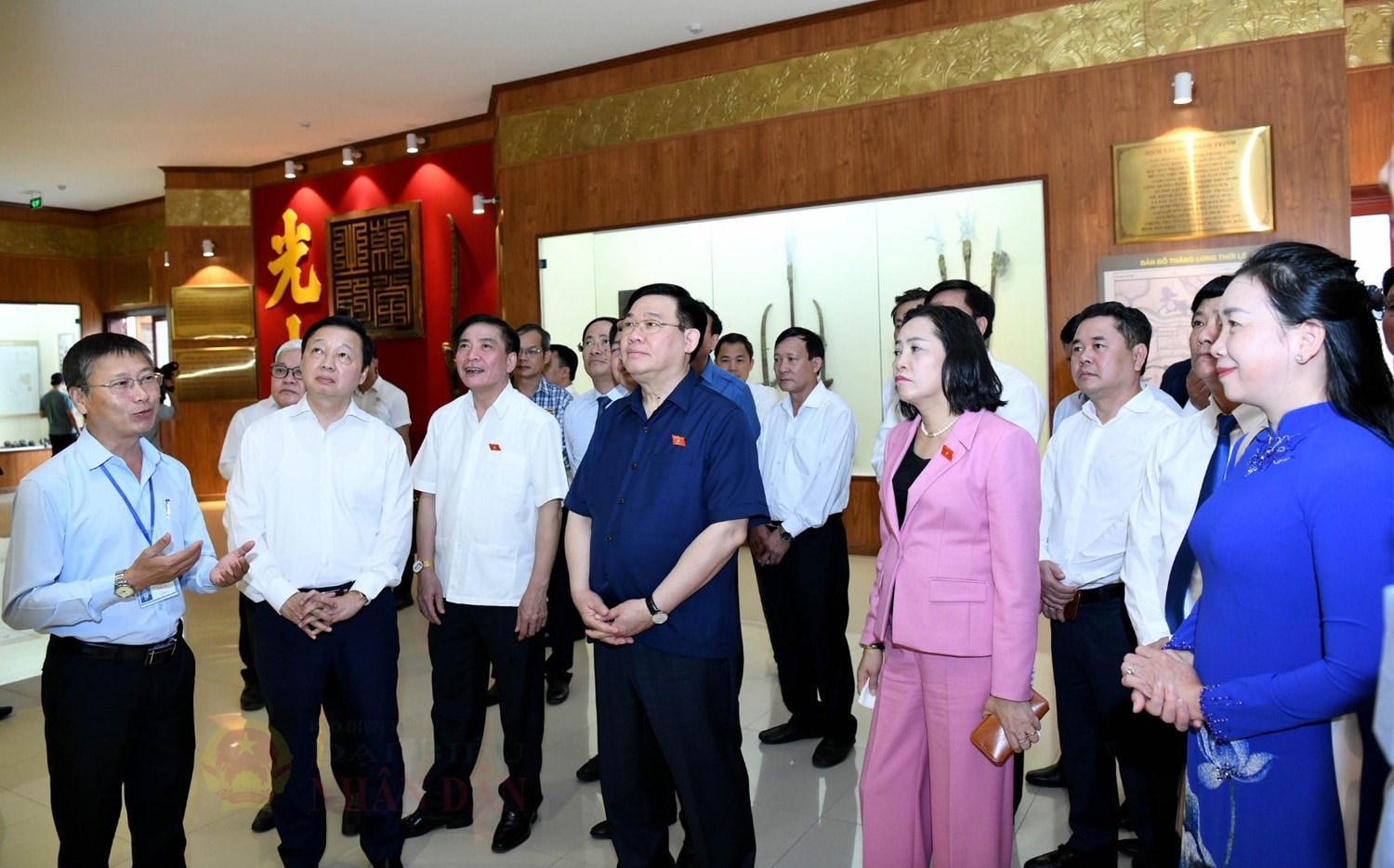 Chủ tịch Quốc hội Vương Đình Huệ làm việc với Ban Thường vụ Tỉnh ủy Bình Định -0