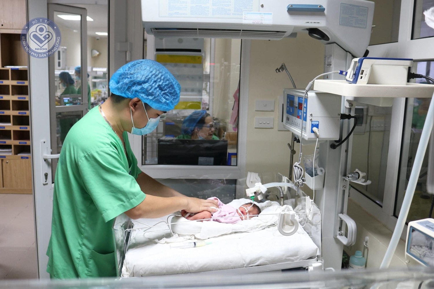 Kỳ tích: Cứu sản phụ vỡ tử cung lần -0