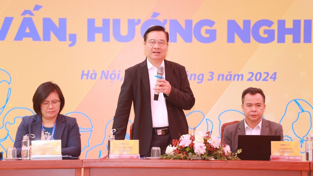 Tổ chức đối thoại tư vấn hướng nghiệp về khối ngành khoa học xã hội -0