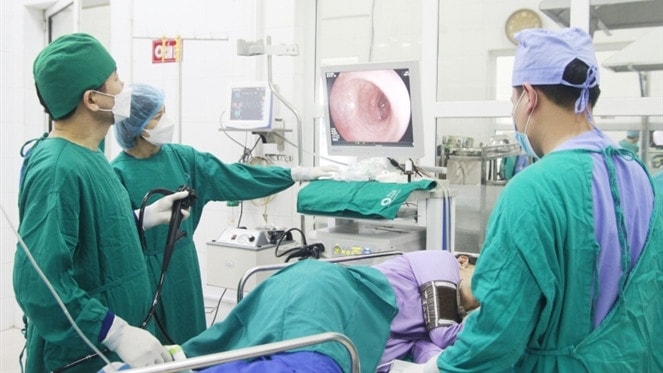 Nội soi tầm soát ung thư đại trực tràng tại Bệnh viện Bãi Cháy Quảng Ninh. Nguồn: ITN