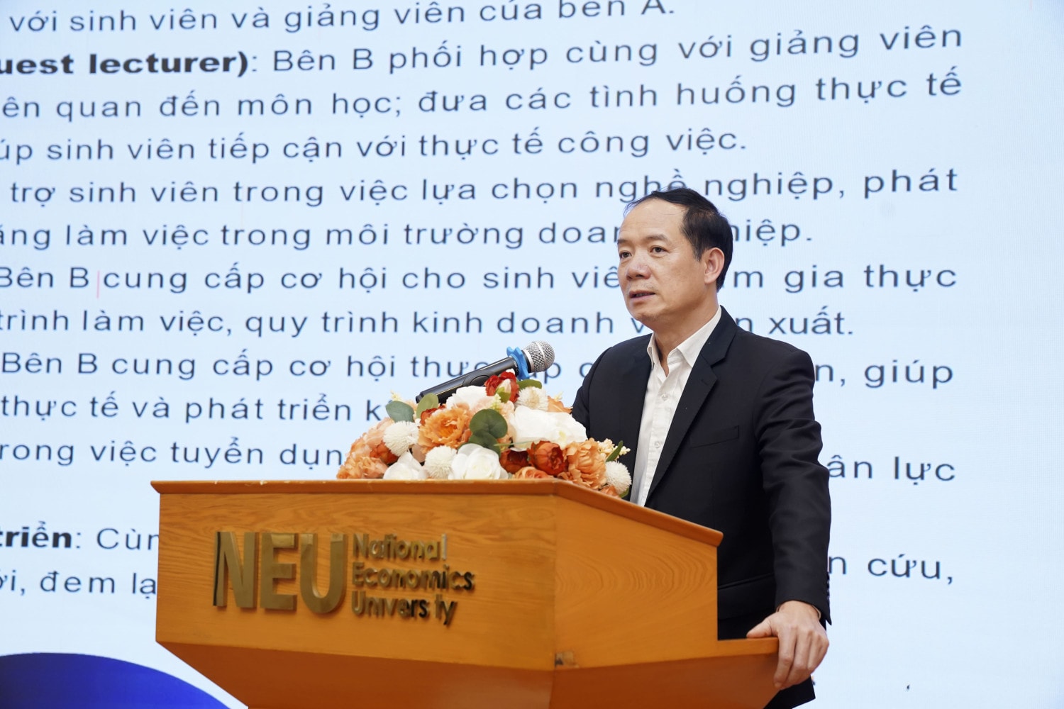 PGS.TS Lê Trung Thành, Viện trưởng Viện Đào tạo Quốc tế, Trường Đại học Kinh tế Quốc dân pgs.ts. lê trung thành-min.jpg -0
