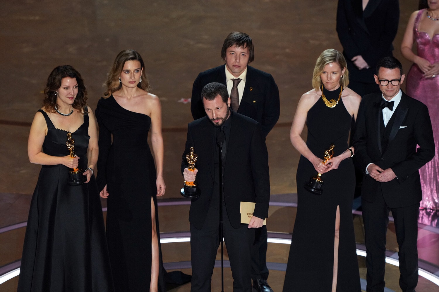 Những hình ảnh đáng chú ý tại Lễ trao giải Oscar 2024 -2