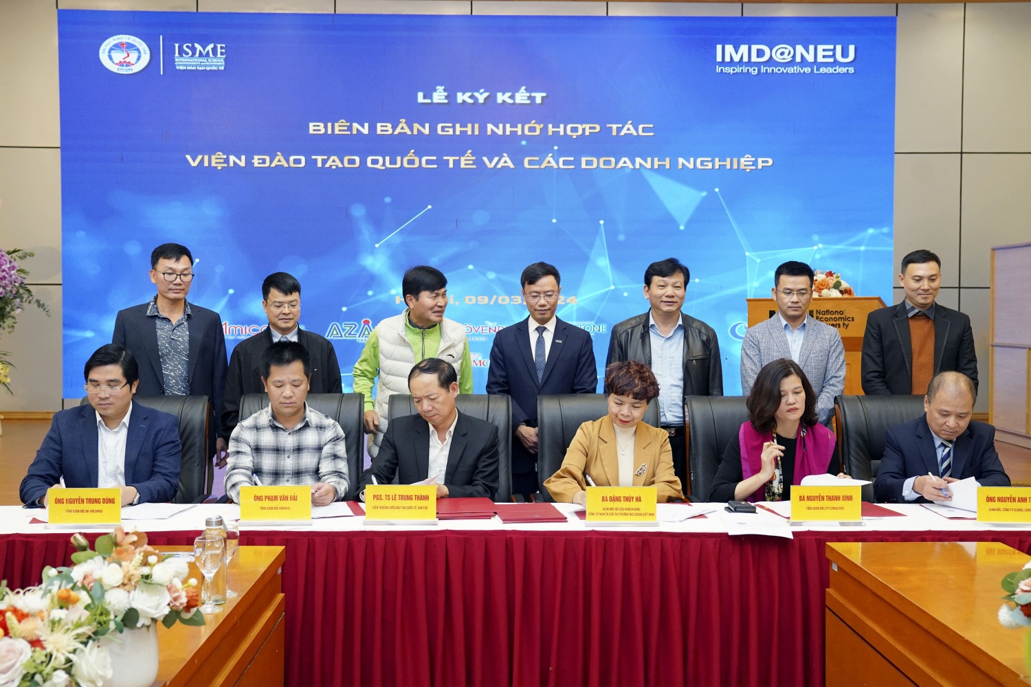 Viện Đào tạo Quốc tế, Trường ĐH Kinh tế Quốc dân ký kết hợp tác với 10 doanh nghiệp, tổ chức ảnh 4 ký kết 3-min.jpg -0