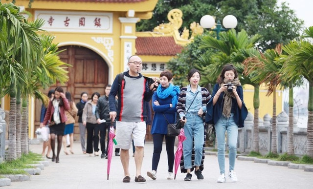 Khách Trung Quốc đến Việt Nam đang có những dấu hiệu phục hồi và tăng trưởng. Nguồn: media.chinhphu.vn 
