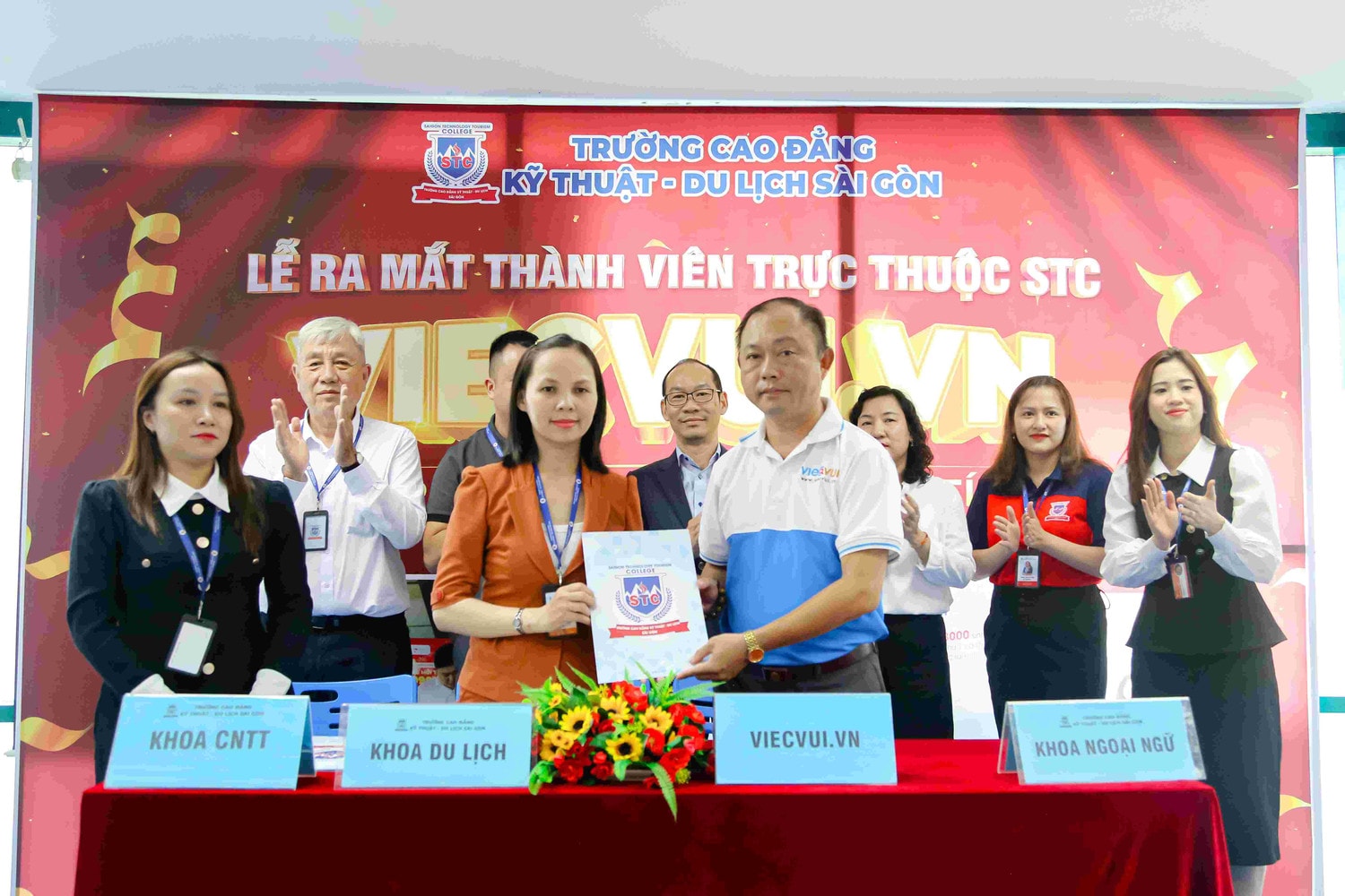 TP. Hồ Chí Minh: Thêm kênh kết nối việc làm cho sinh viên -0