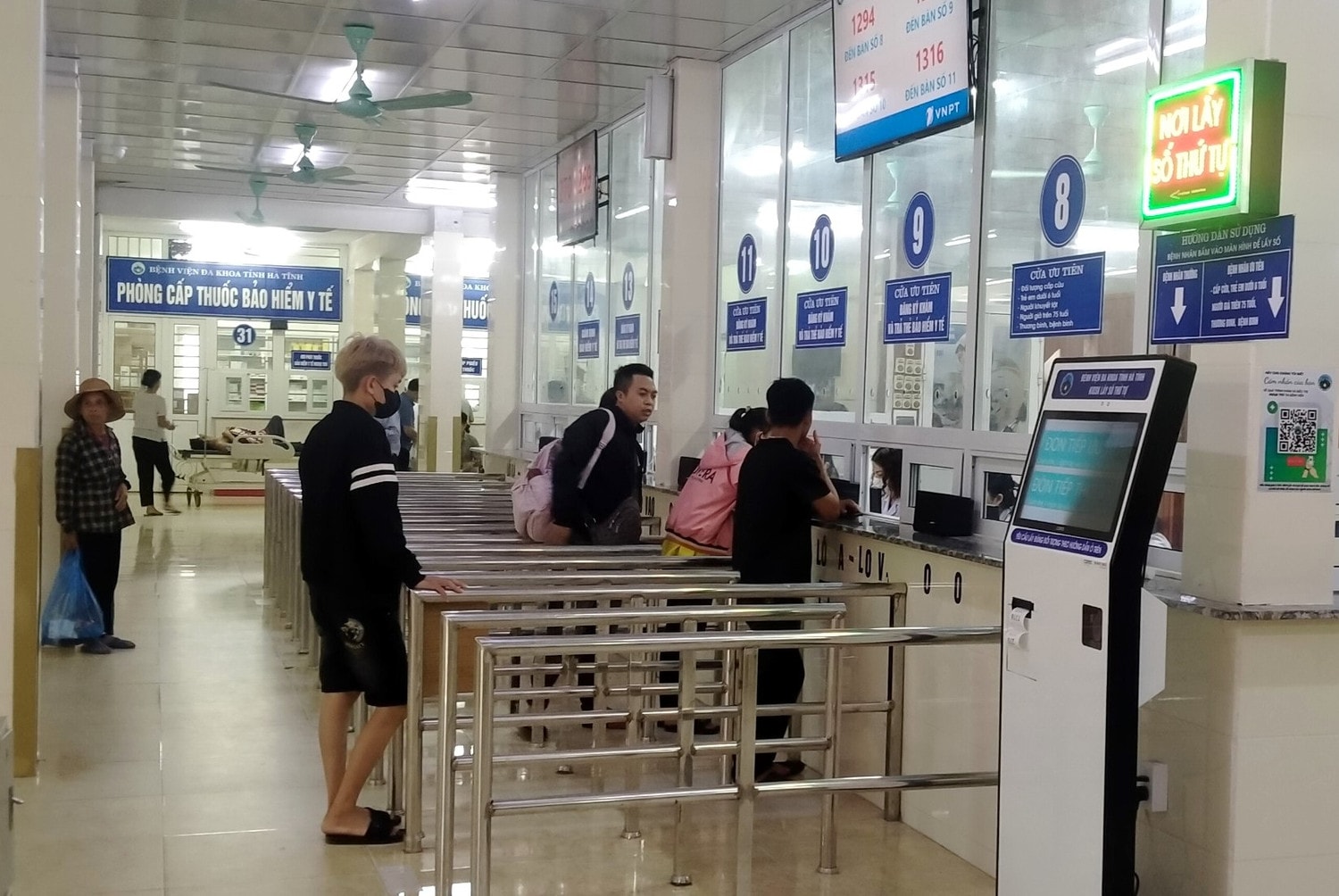 Nhiều bệnh viện ở Hà Tĩnh “phản pháo” về kết quả kiểm tra bảo hiểm y tế -0