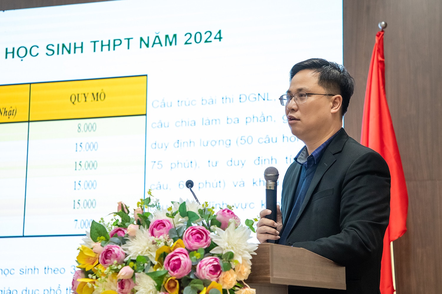 Đại học Quốc gia Hà Nội dự kiến tuyển sinh gần 18.000 chỉ tiêu bậc đại học năm 2024 -0