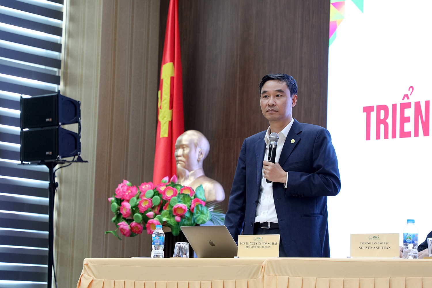 Đại học Quốc gia Hà Nội dự kiến tuyển sinh gần 18.000 chỉ tiêu bậc đại học năm 2024 -0