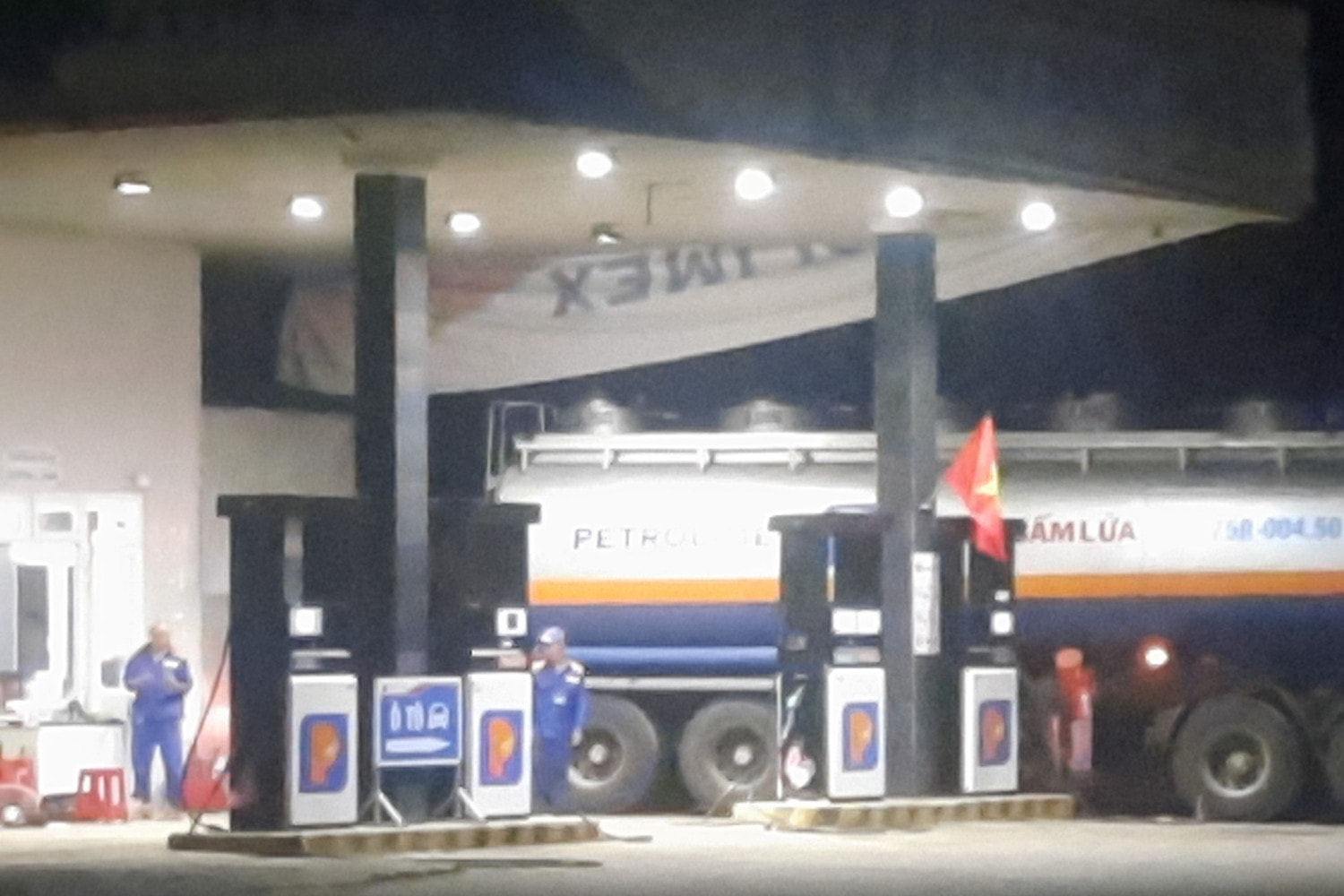 Lâm Đồng: Làm rõ việc kinh doanh xăng dầu trên đất quốc phòng có dấu hiệu vi phạm pháp luật của Petrolimex Lâm Đồng -0