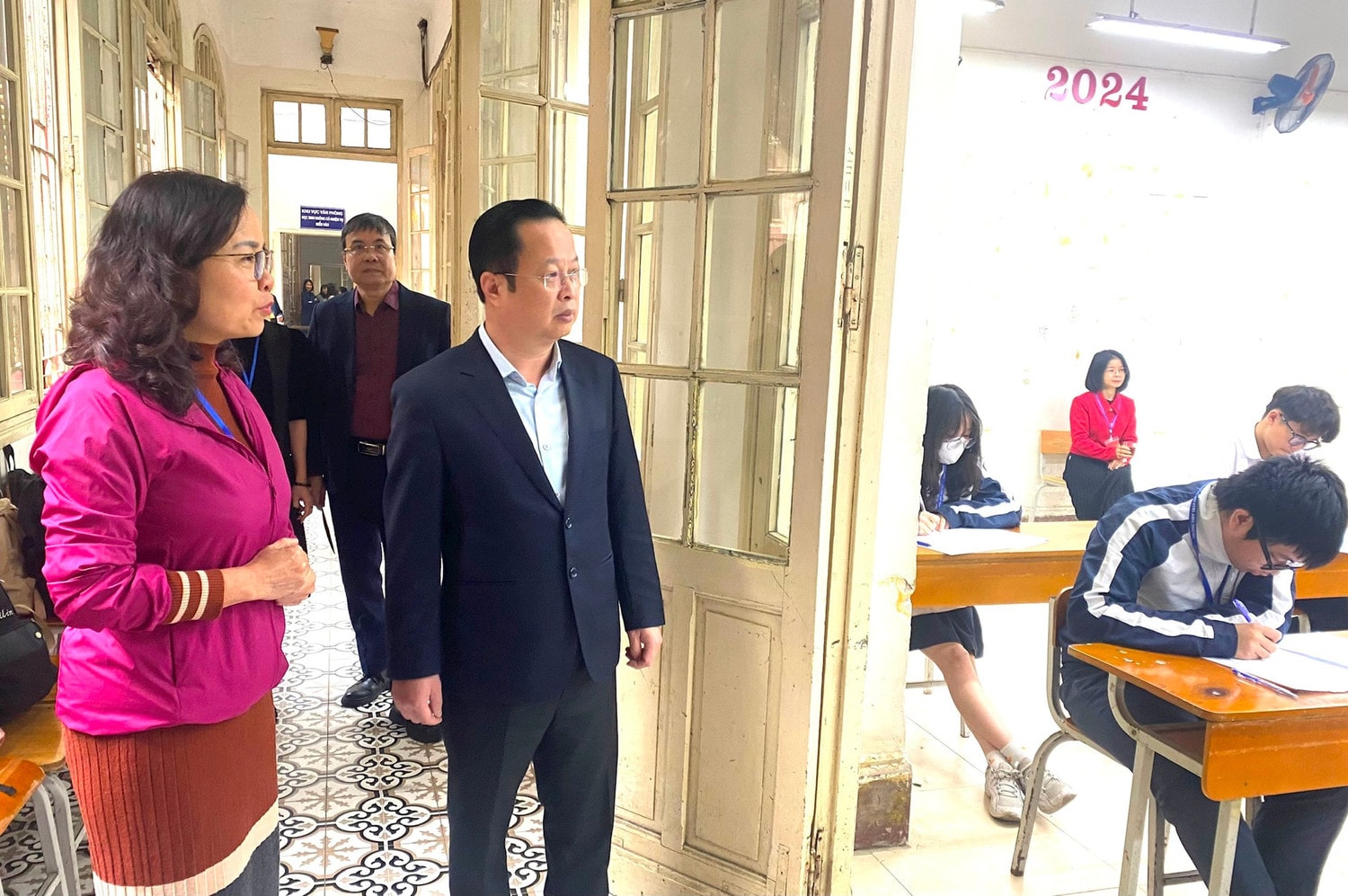 Hà Nội: Hơn 101.000 học sinh làm bài khảo sát chất lượng theo chương trình mới -0