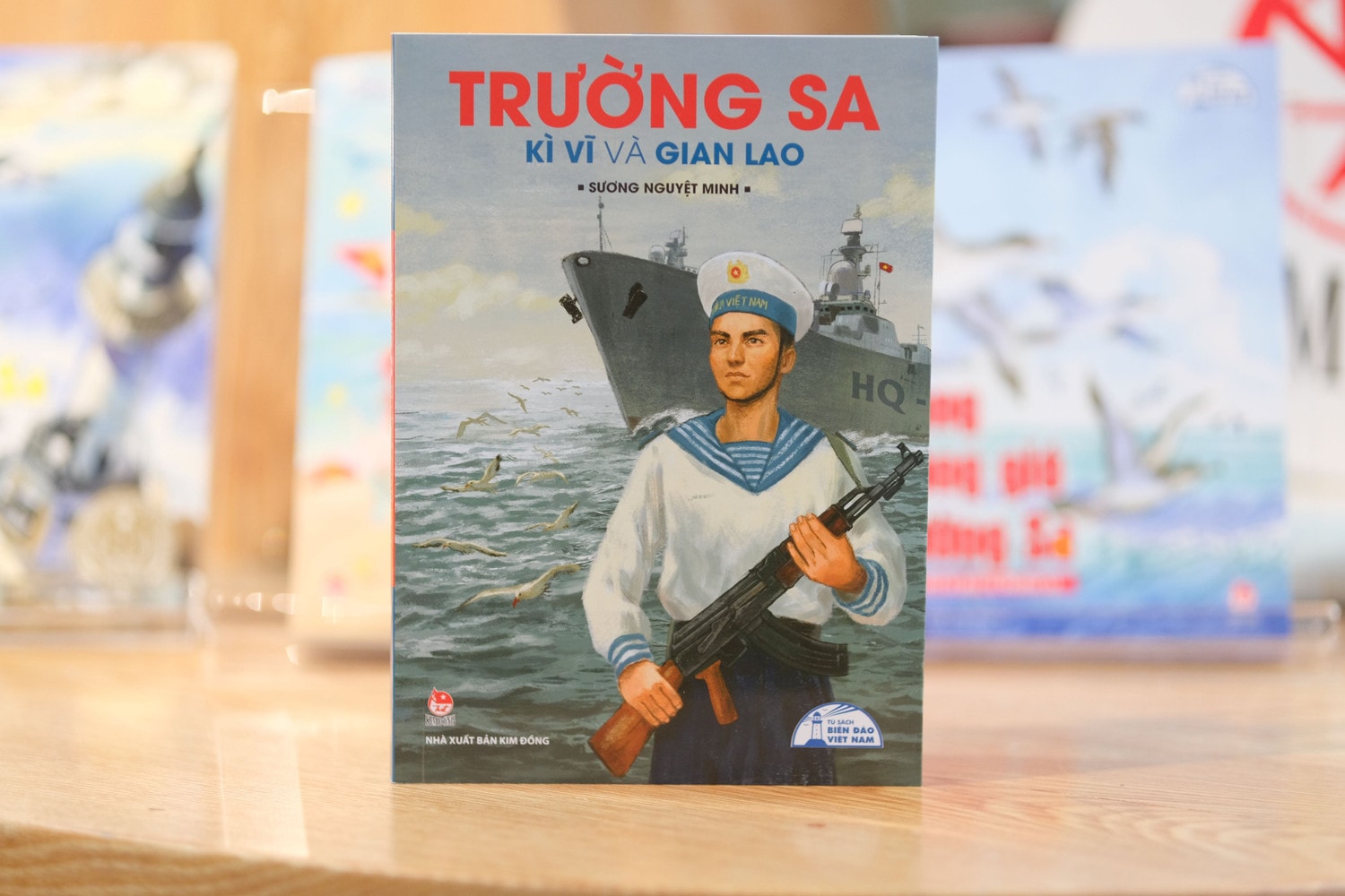 Bồi đắp tình yêu biển đảo quê hương -3