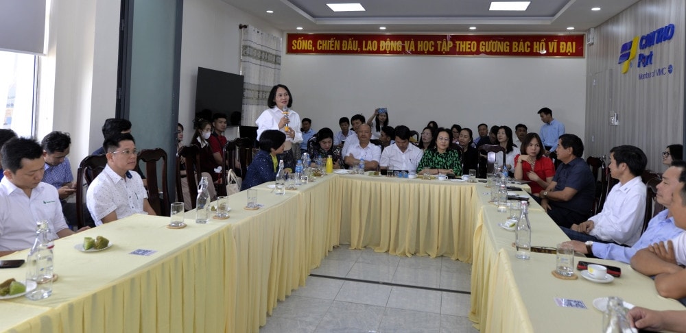 Khai thác vai trò trung tâm kết nối của Cảng Cần Thơ trong dịch vụ logistics cho chuỗi giá trị xuất nhập khẩu nông sản Việt Nam -0