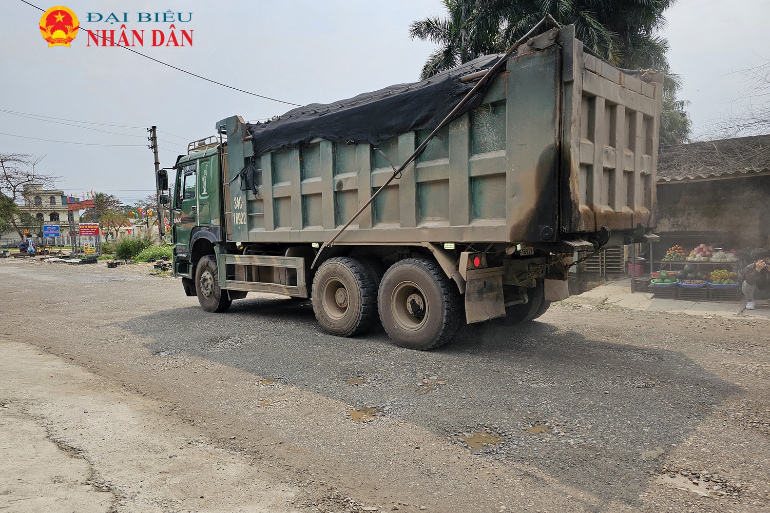 Vân Đồn (Quảng Ninh): Người dân đề nghị xử lý nghiêm tình trạng xe “quá khổ” cày nát đường dân sinh -0