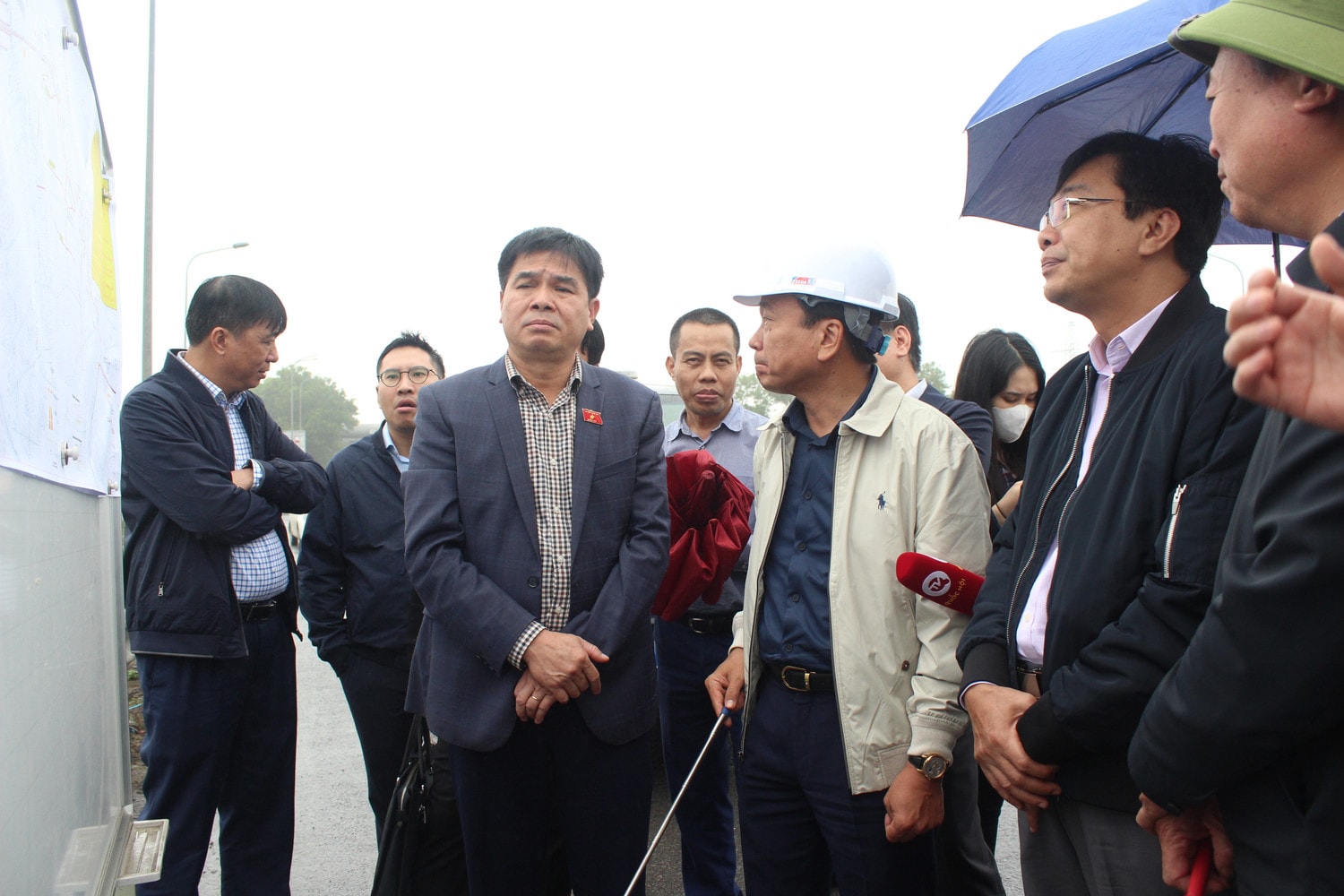 Đoàn giám sát của Quốc hội tán thành với việc mở rộng đoạn Cao Bồ - Mai Sơn thuộc đường cao tốc Bắc - Nam phía Đông Đoàn giám sát của Quốc hội khảo sát việc thực hiện dự án cao tốc Cao Bồ - Mai Sơn -0