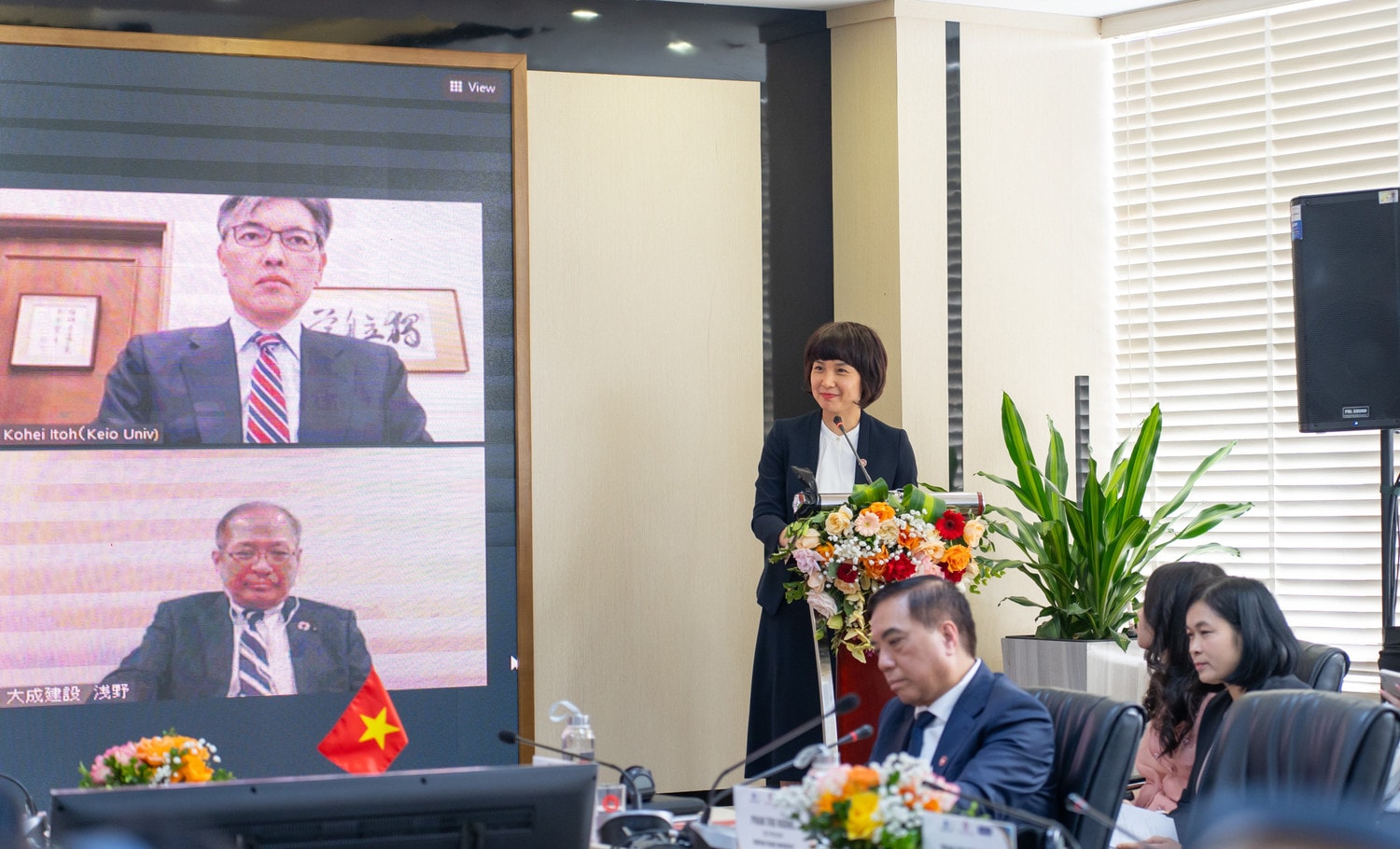 Sinh viên Trường ĐH Ngoại thương học hỏi từ bài giảng của 8 doanh nghiệp hàng đầu Nhật Bản -0