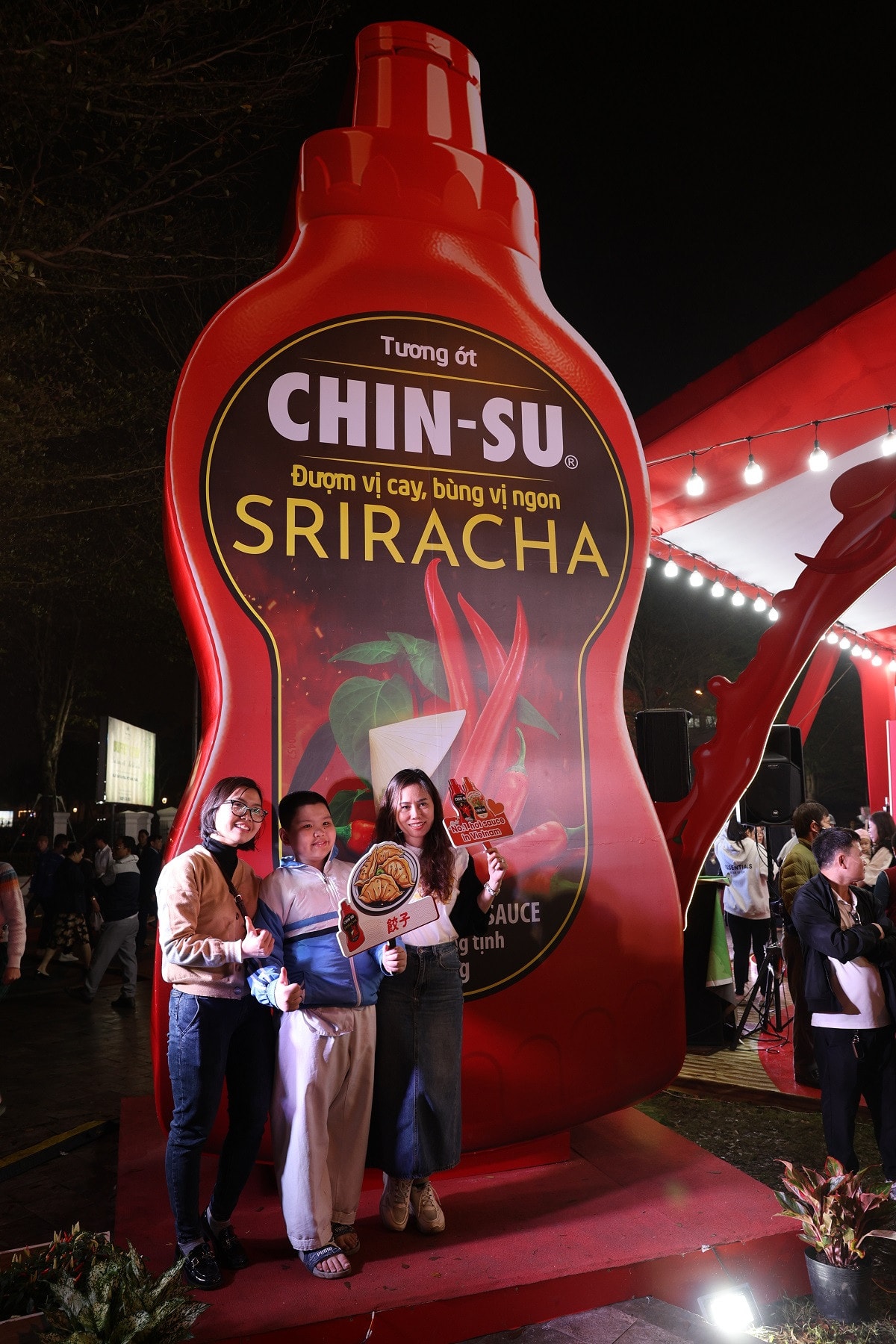 Hàng nghìn lượt khách đổ về Festival Phở 2024 tại Nam Định ngay ngày đầu khai mạc -0