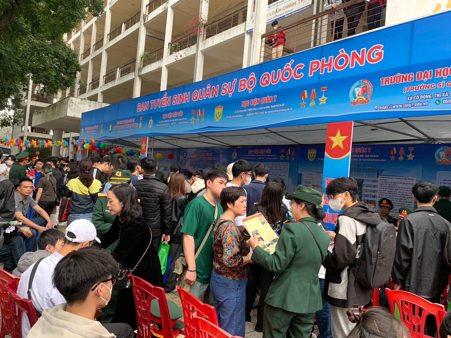 Có gì tại Ngày hội tư vấn tuyển sinh - hướng nghiệp năm 2024 -0
