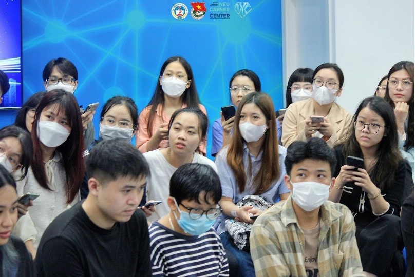 NEU Career Week 2024: Đón đầu cơ hội, dẫn lối thành công -0