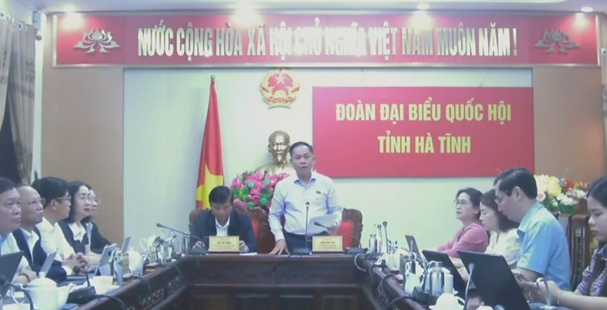 Nghiêm cấm cán bộ bảo hiểm tư vấn sai, tranh giành, lôi kéo khách mua bảo hiểm -0