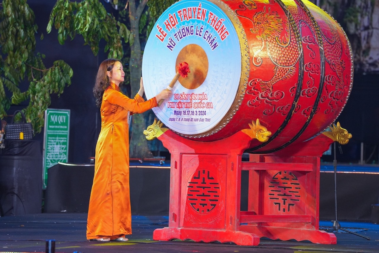 Khai mạc Lễ hội truyền thống Nữ tướng Lê Chân năm 2024 -0