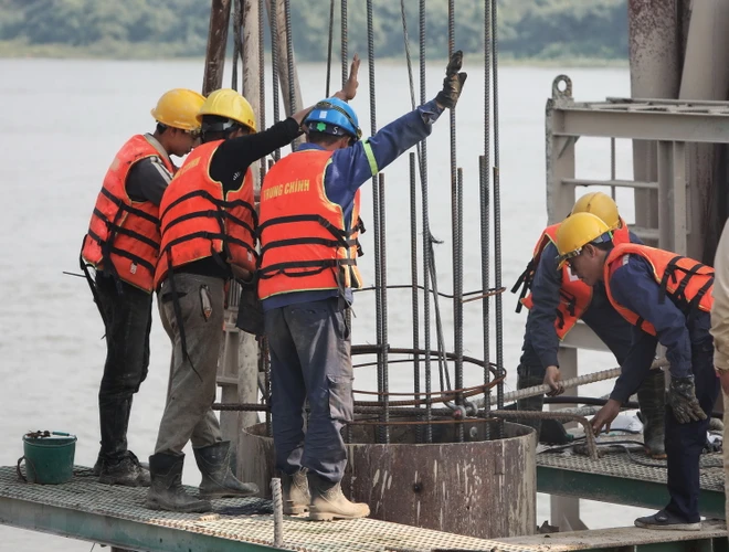 CHỈ THỊ CỦA BAN BÍ THƯvề tiếp tục tăng cường sự lãnh đạo của Đảng đối với công tác an toàn, vệ sinh lao động trong tình hình mới -0